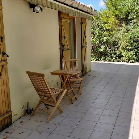 Mimosa Nyaraló Sainte-Valière